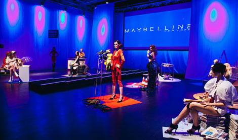 Foto: Predstavitev ekskluzivnega Maybelline koledarja